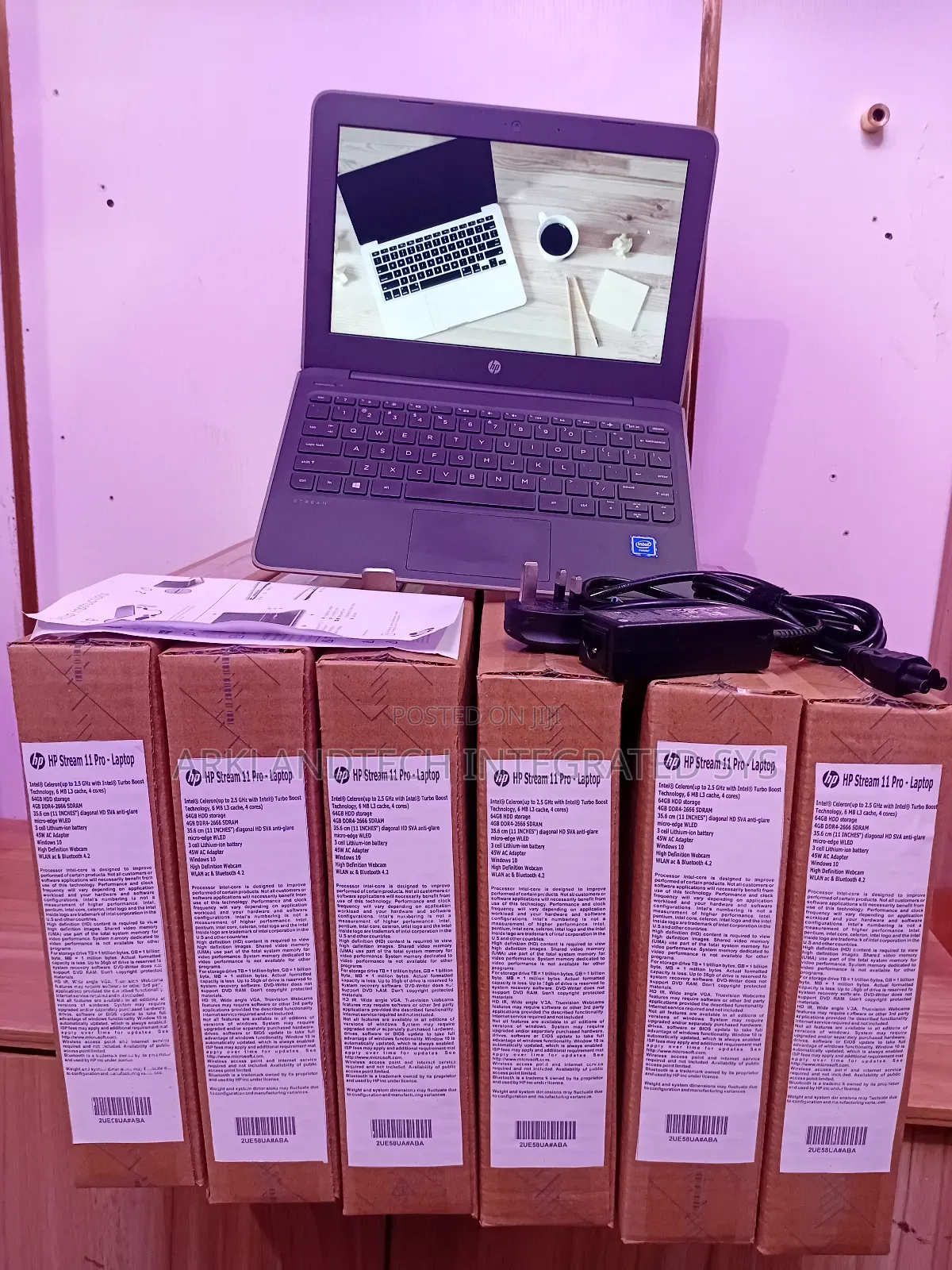 New Laptop HP Stream 11 Pro G3 4GB Intel Celeron SSD 40GB