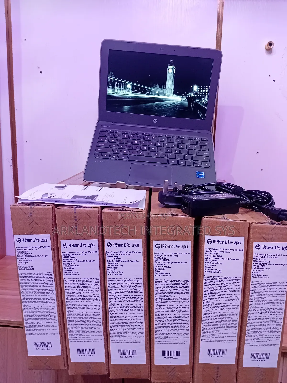 New Laptop HP Stream 11 Pro G3 4GB Intel Celeron SSD 48GB
