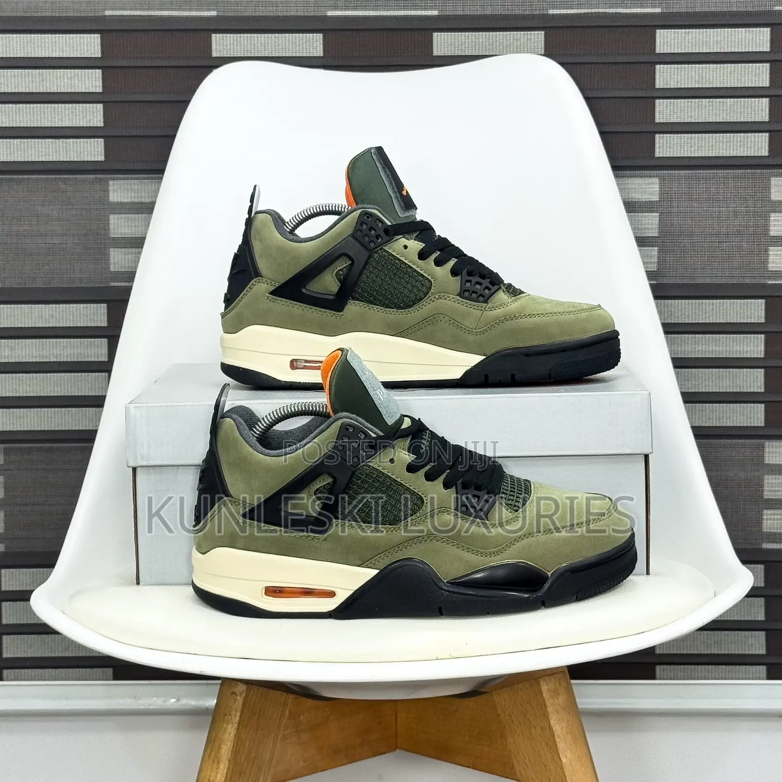 Original Air Jordan 4 Retro Undefeated Sneakers