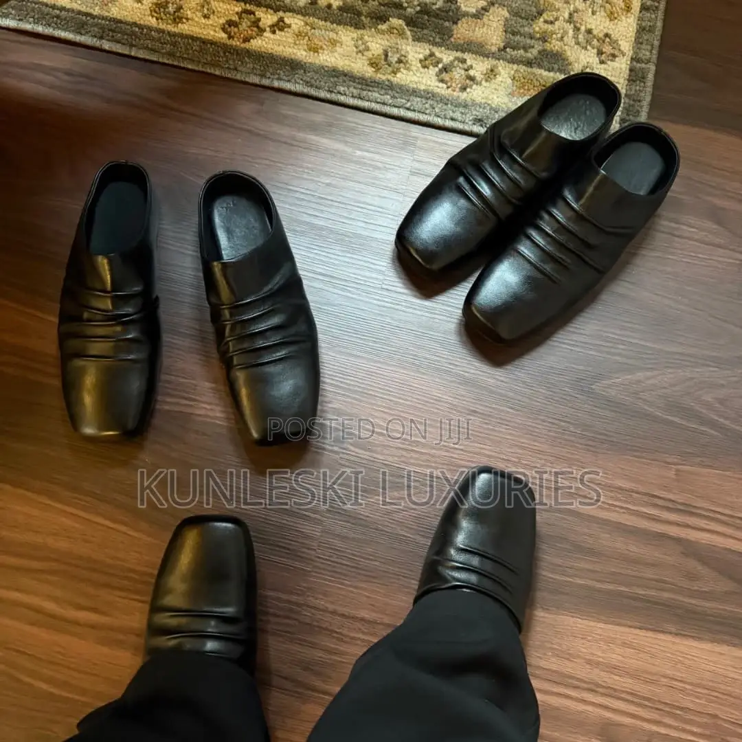 The Unorthodox Drape Pleated Black Mules Shoe