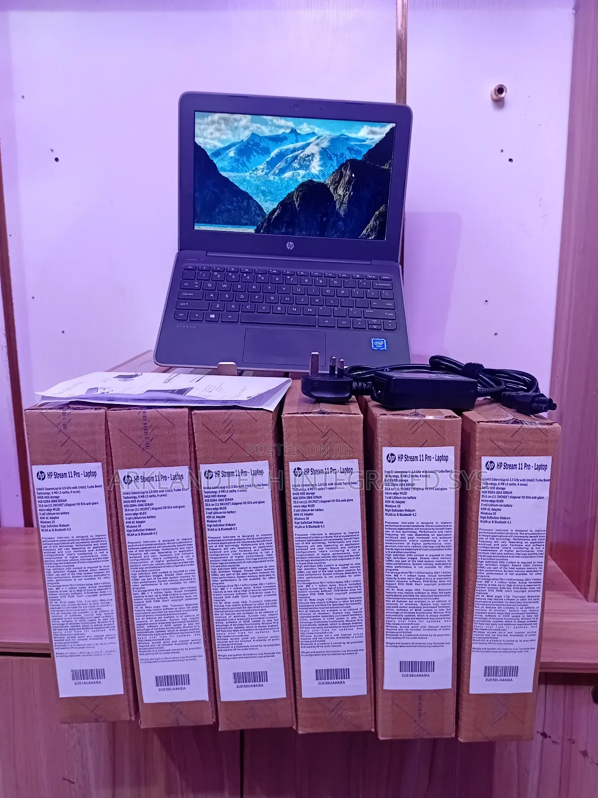 New Laptop HP Stream 14 Pro G3 4GB Intel Celeron SSD 32GB