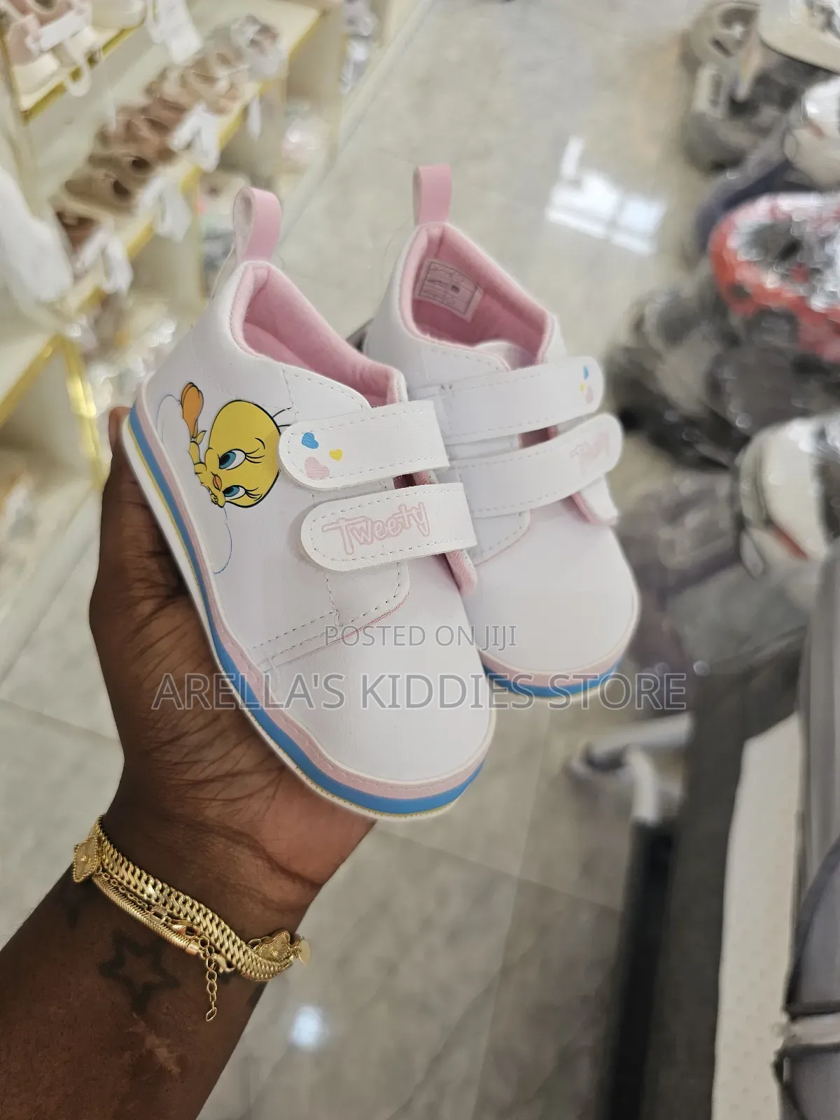 LCW Steps Tweety Printed Velcro Closure Baby Girl Sneakers