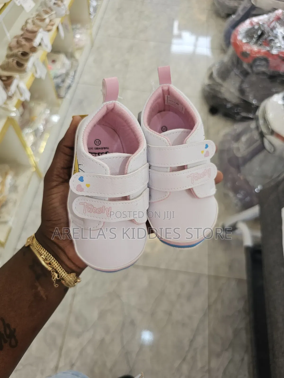 LCW Steps Tweety Printed Velcro Closure Baby Girl Sneakers