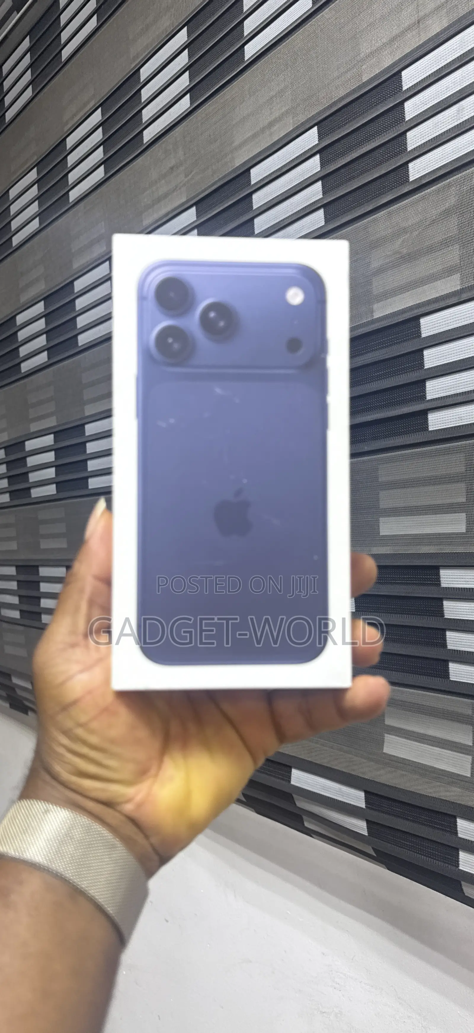New Apple iPhone 17 Pro 256 GB Blue