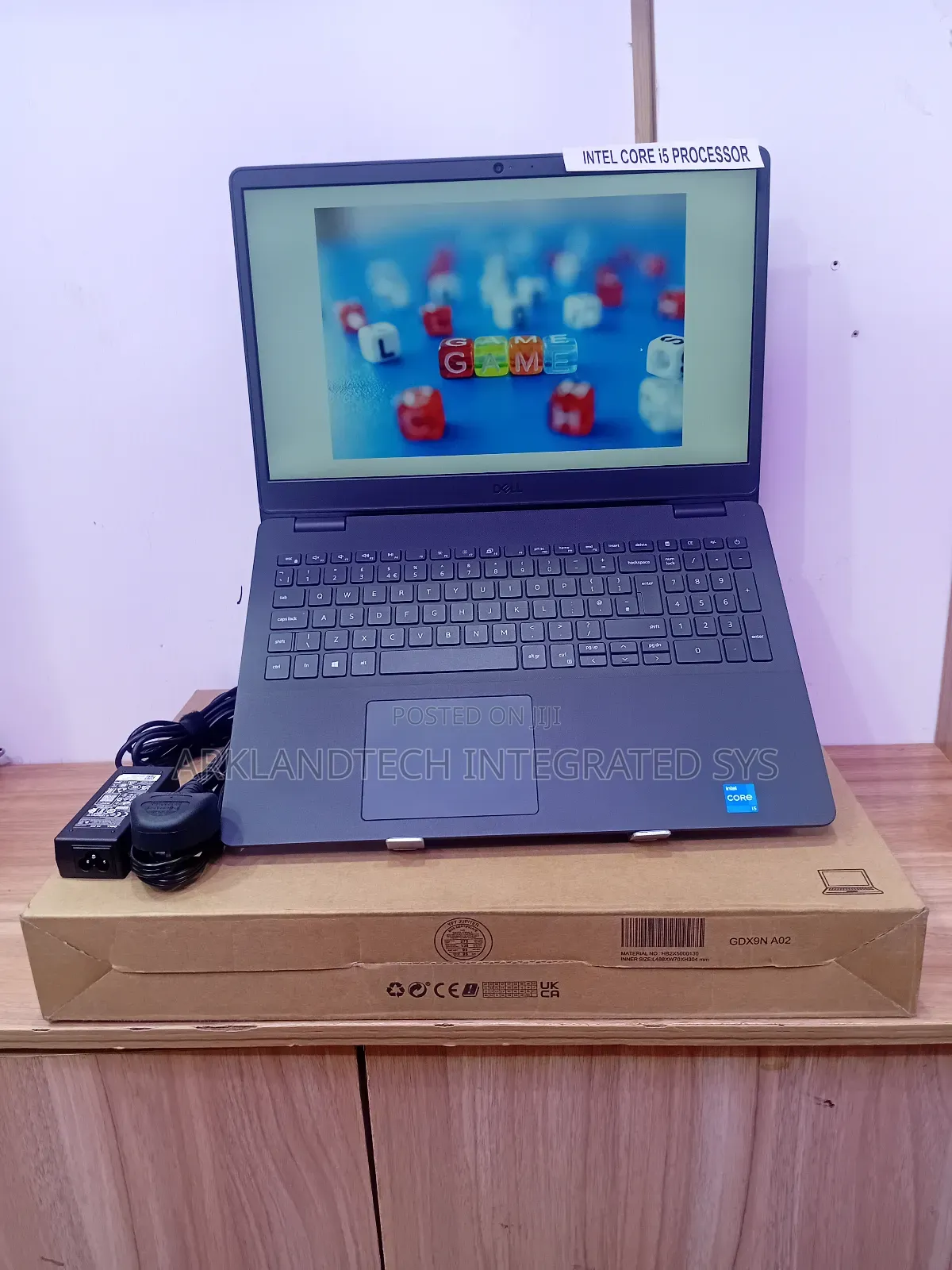 New Laptop Dell Vostro 1440 8GB Intel Core I5 SSD 512GB
