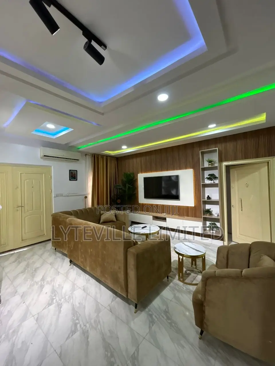 Cozy 2 Bedroom With Lounge