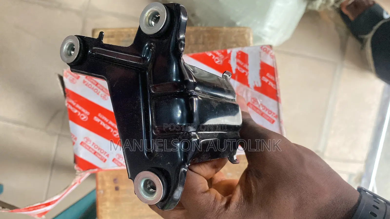 23300-31160 Fuel Filter Toyota Land Cruiser Prado Hilux 2tr Engine