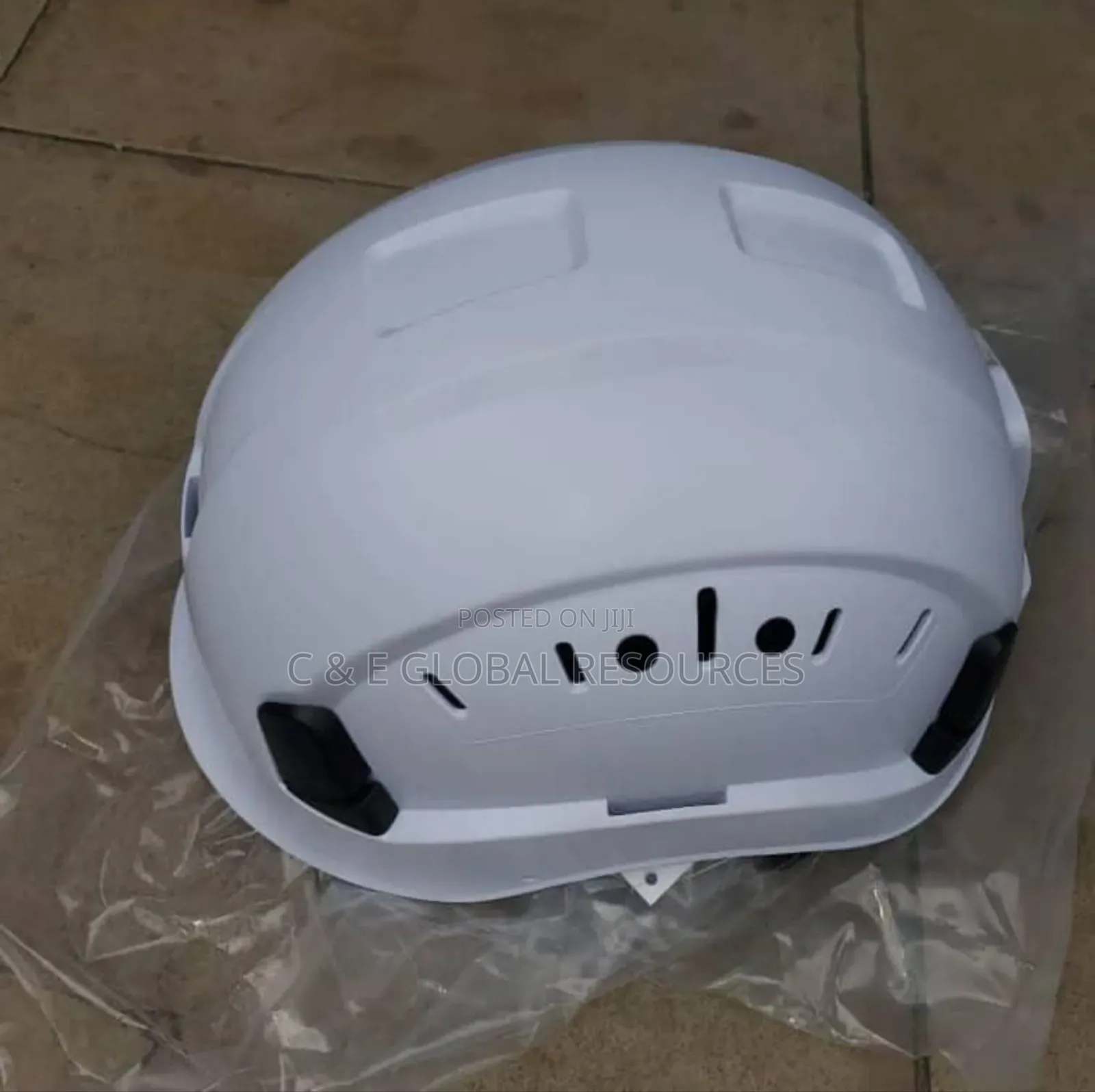 Chinstrap Helmet (4 Points)
