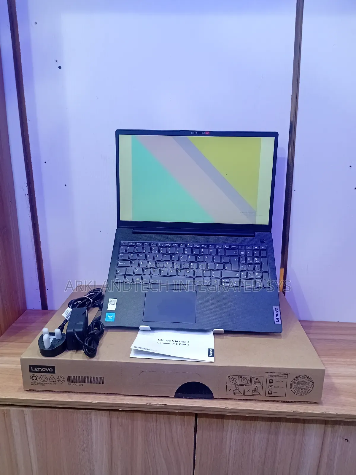 New Laptop Lenovo IdeaPad 1 8GB Intel Celeron SSD 512GB