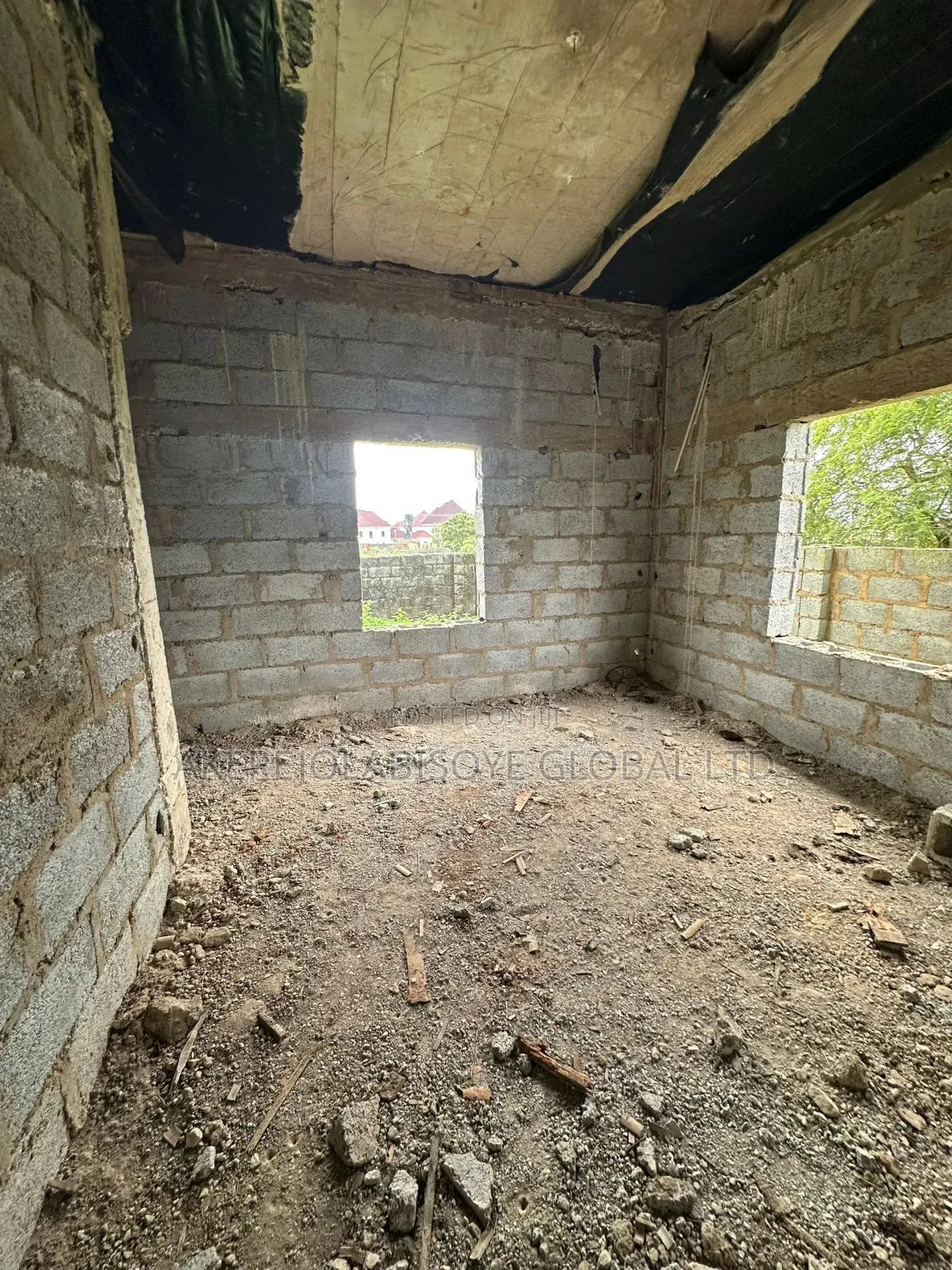 4bdrm Duplex in In An Estate for sale
