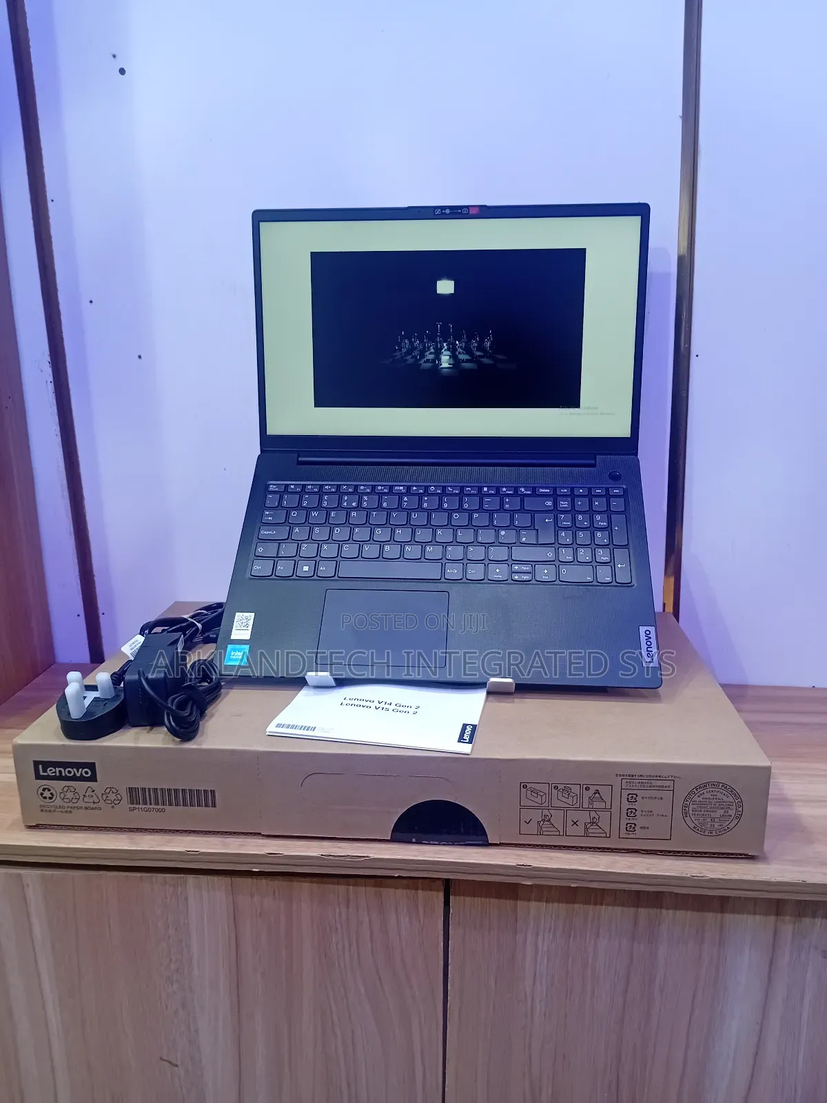 New Laptop Lenovo IdeaPad 300 8GB Intel Celeron SSD 512GB