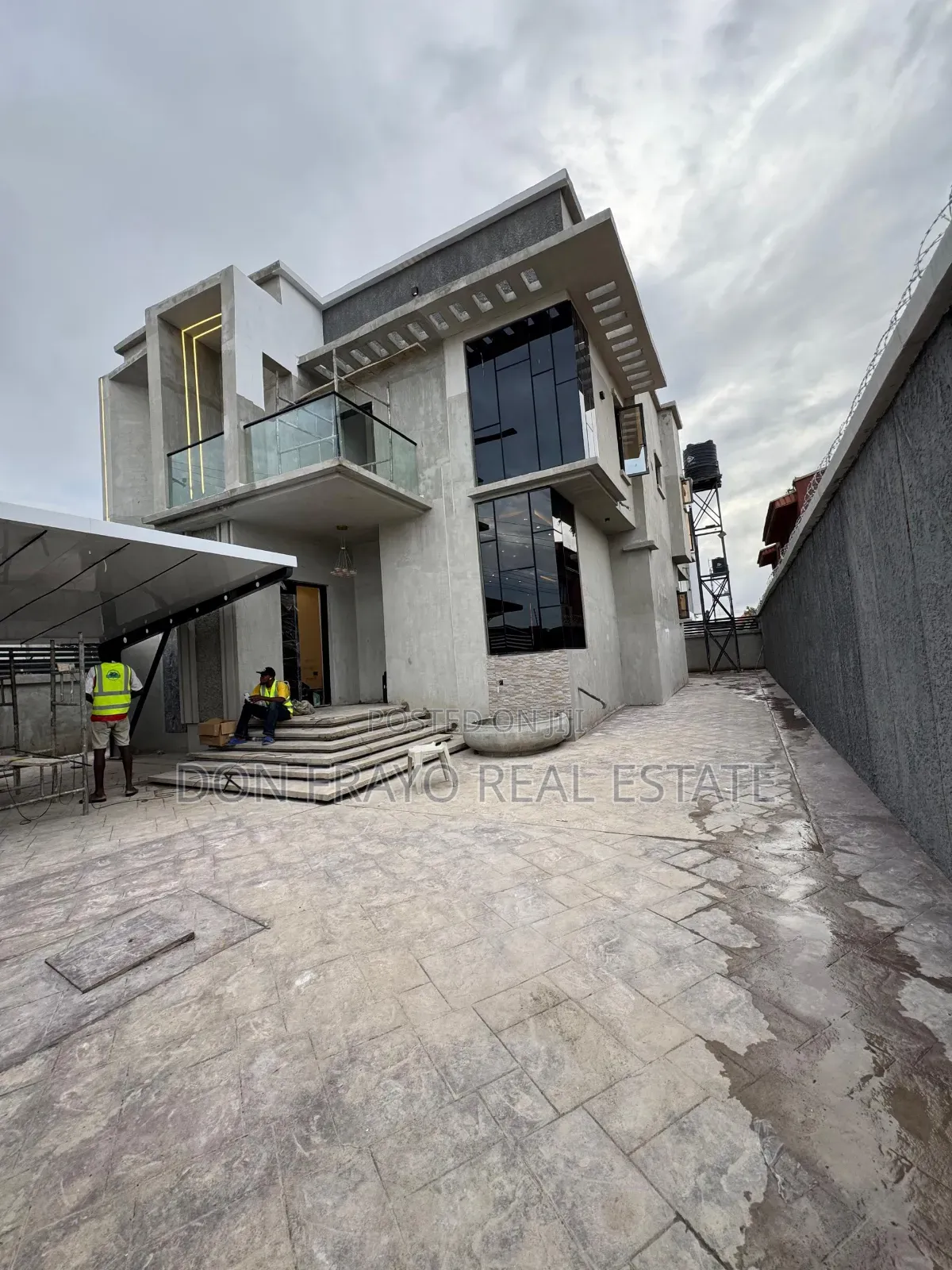 4bdrm Duplex in Aare Avenue, Oluyole Estate for sale