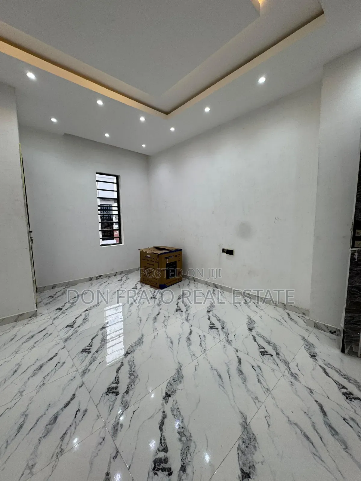 4bdrm Duplex in Aare Avenue, Oluyole Estate for sale
