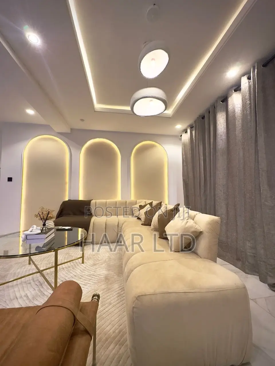 Luxury One Bedroom Apartment