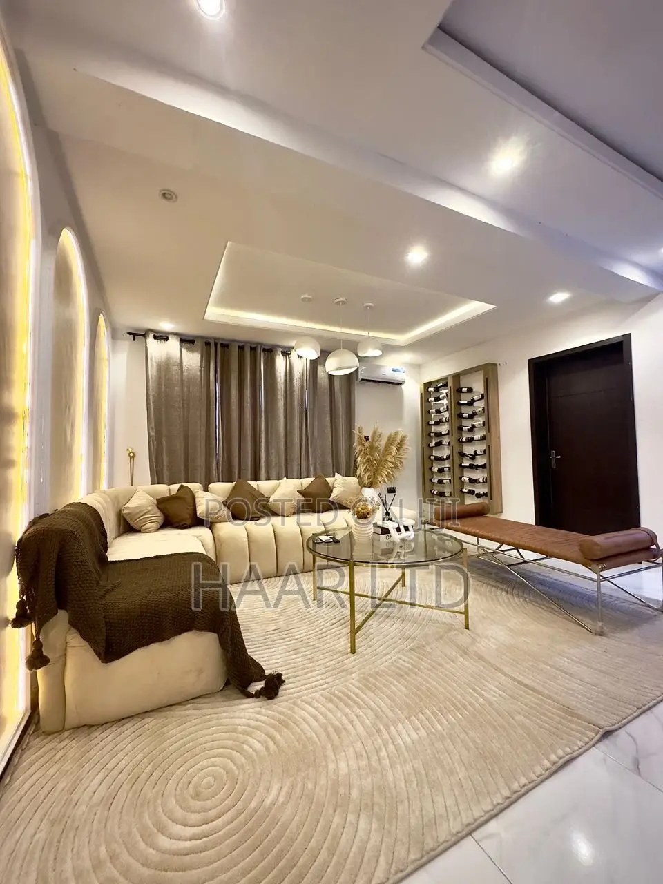 Luxury One Bedroom Apartment