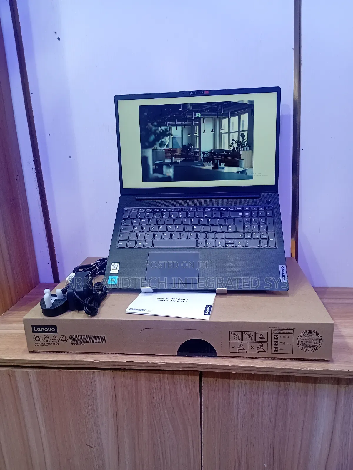 New Laptop Lenovo IdeaPad 320 8GB Intel Celeron SSD 256GB