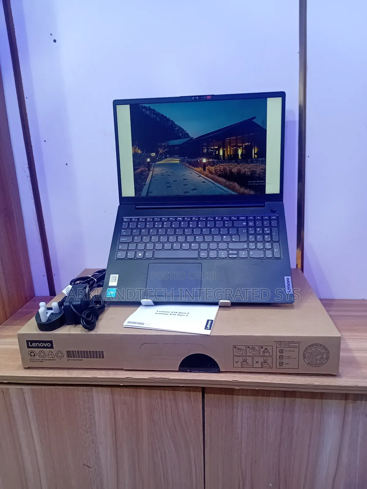 New Laptop Lenovo IdeaPad 320 8GB Intel Celeron SSD 256GB