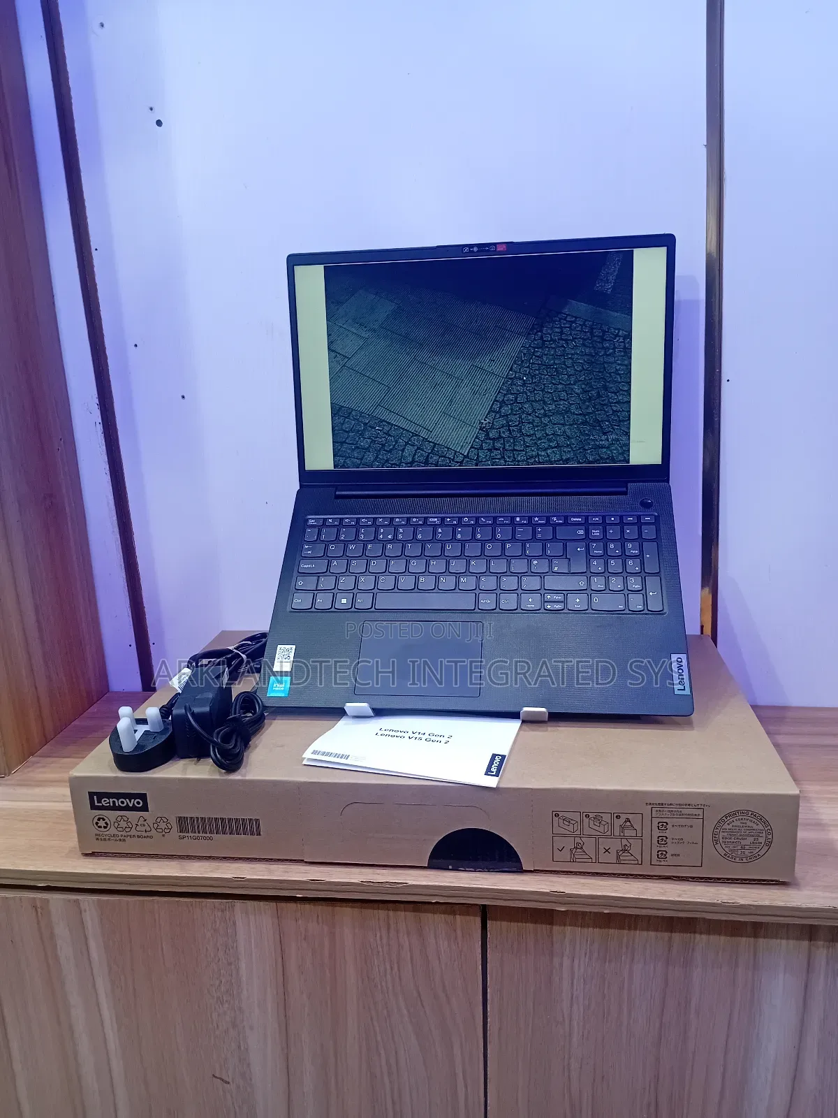 New Laptop Lenovo IdeaPad 320 8GB Intel Celeron SSD 512GB