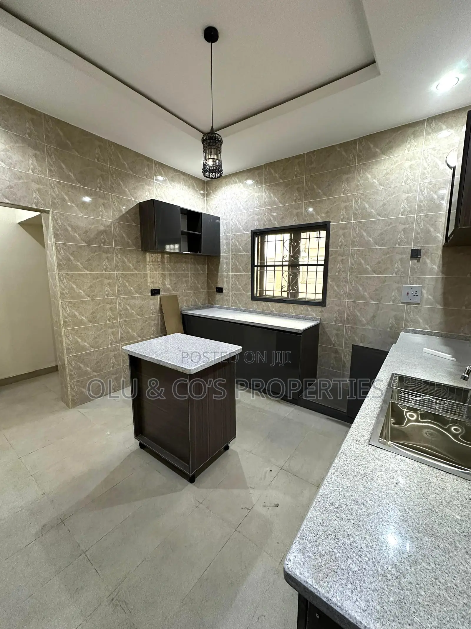 4bdrm Duplex in Life Camp for rent