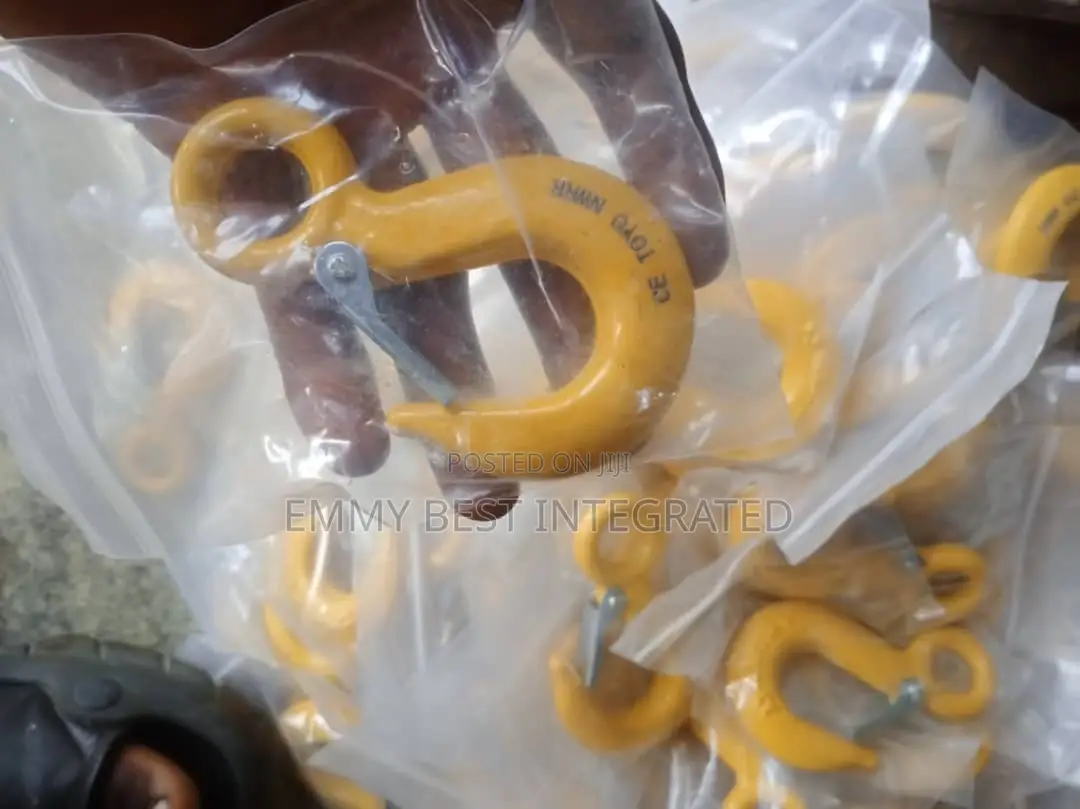 Yellow Grab Hooks With Safety Latches