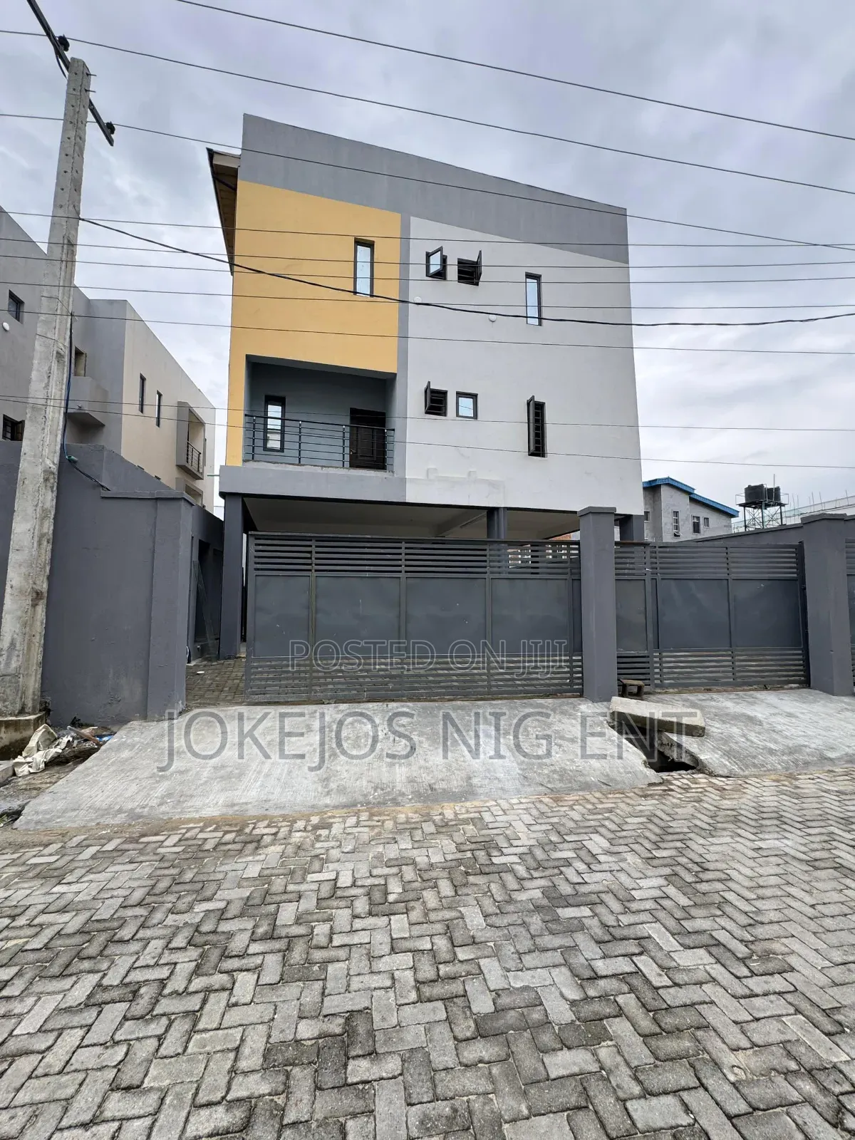 2bdrm Apartment in Ologolo Agungi for sale
