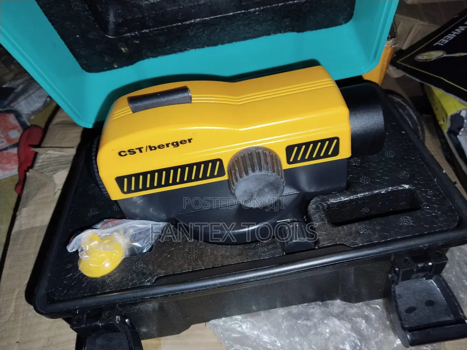 Auto Level Instrument.(Cst /Berger.)