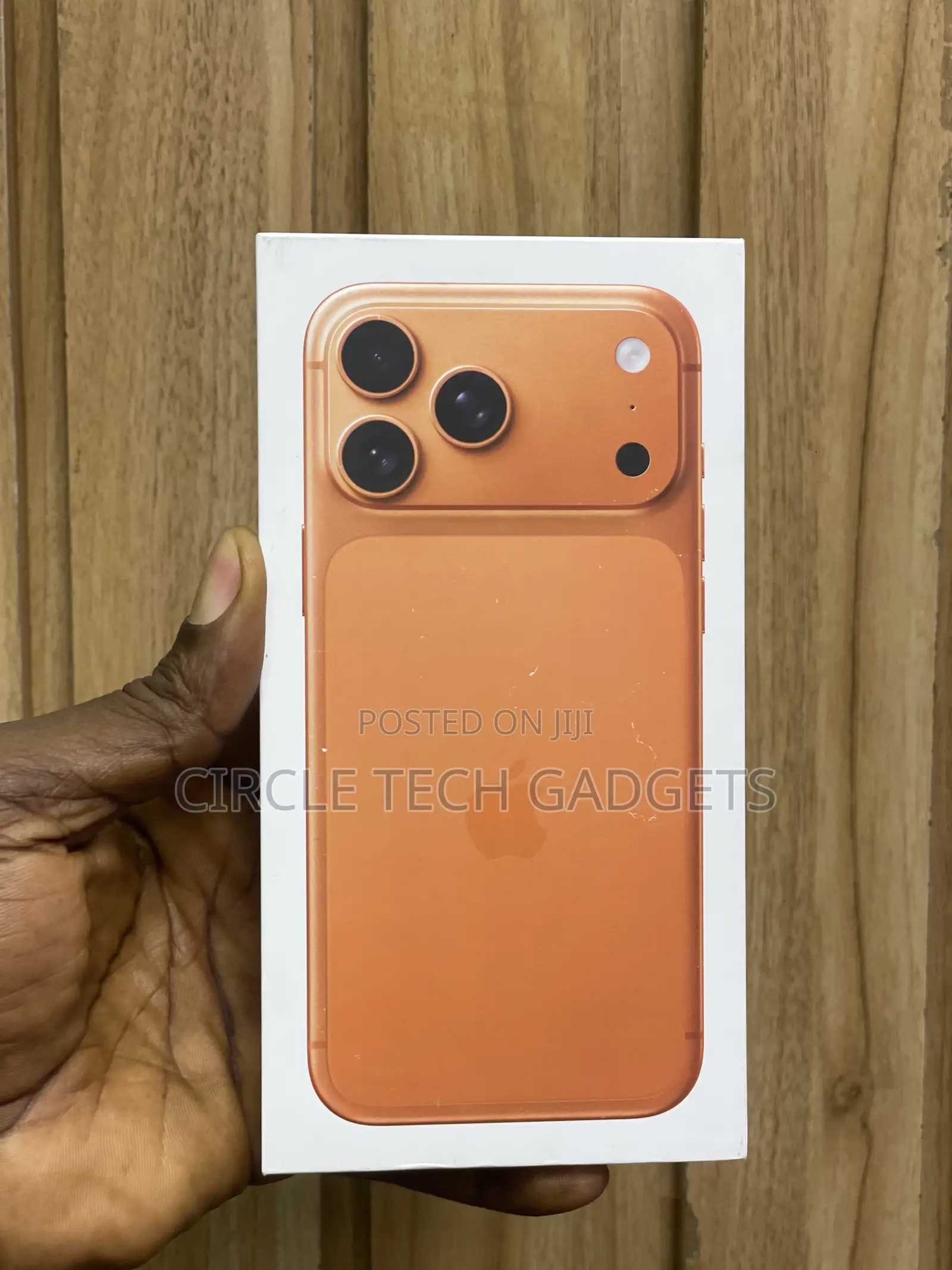 New Apple iPhone 17 Pro Max 256 GB Orange
