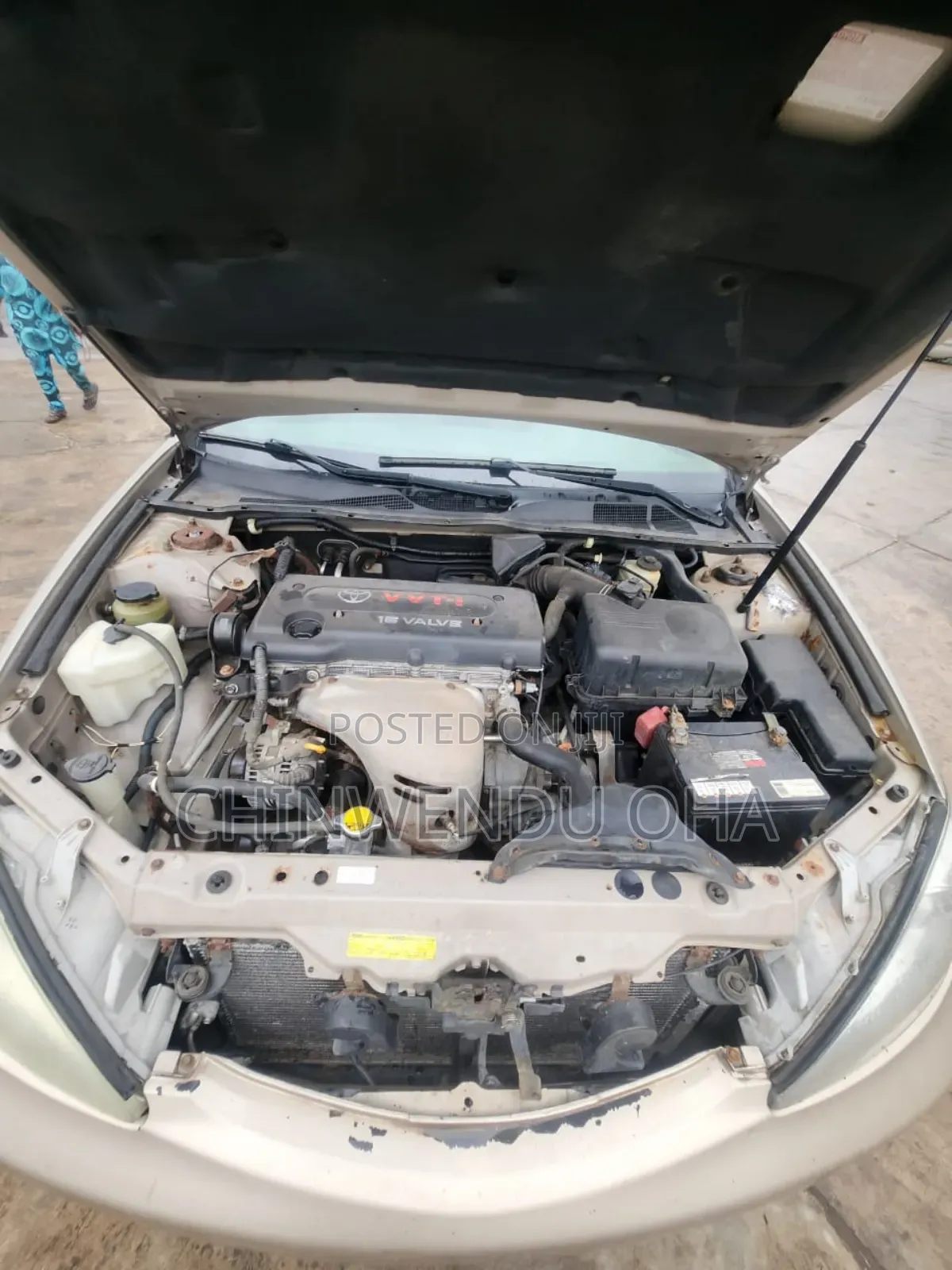 Toyota Camry 2004 Gold