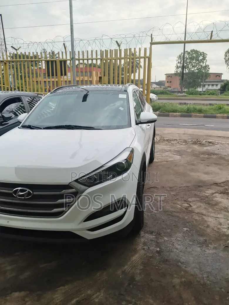 Hyundai Tucson Limited AWD 2018 White