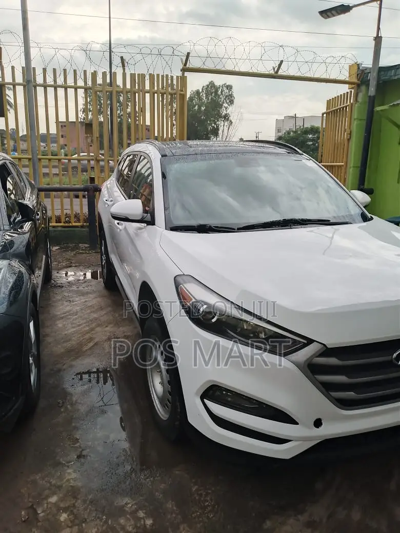 Hyundai Tucson Limited AWD 2018 White