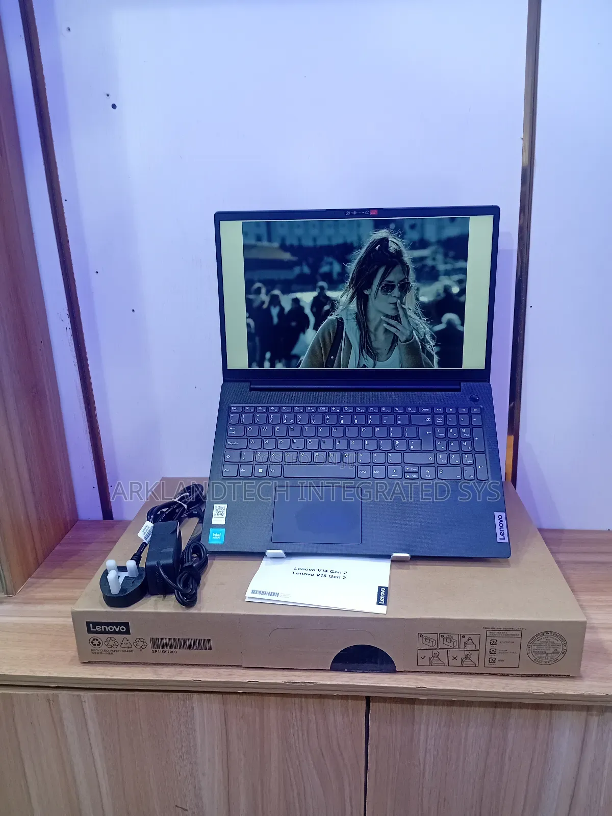 New Laptop Lenovo IdeaPad 500S 8GB Intel Celeron SSD 256GB