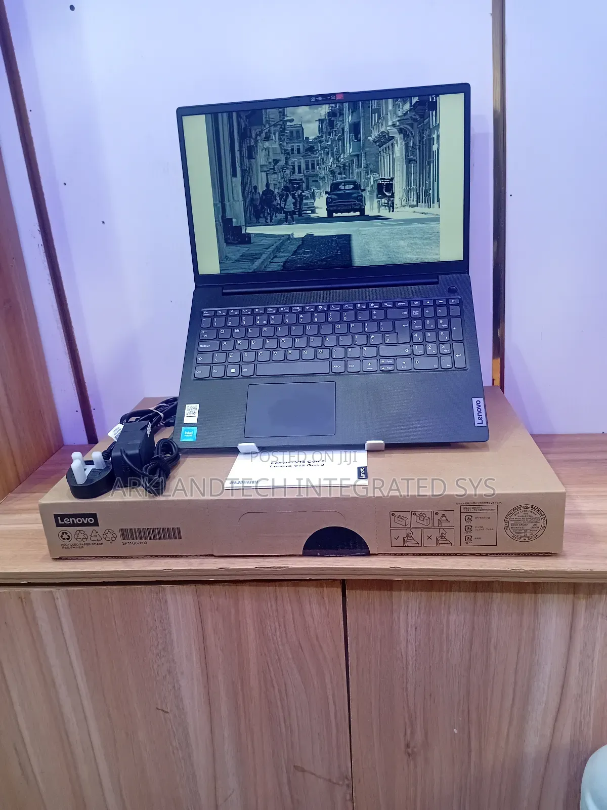New Laptop Lenovo IdeaPad 530S 8GB Intel Celeron SSD 256GB