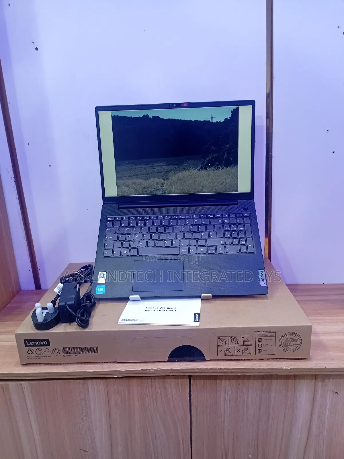 New Laptop Lenovo IdeaPad 520S 8GB Intel Celeron SSD 512GB