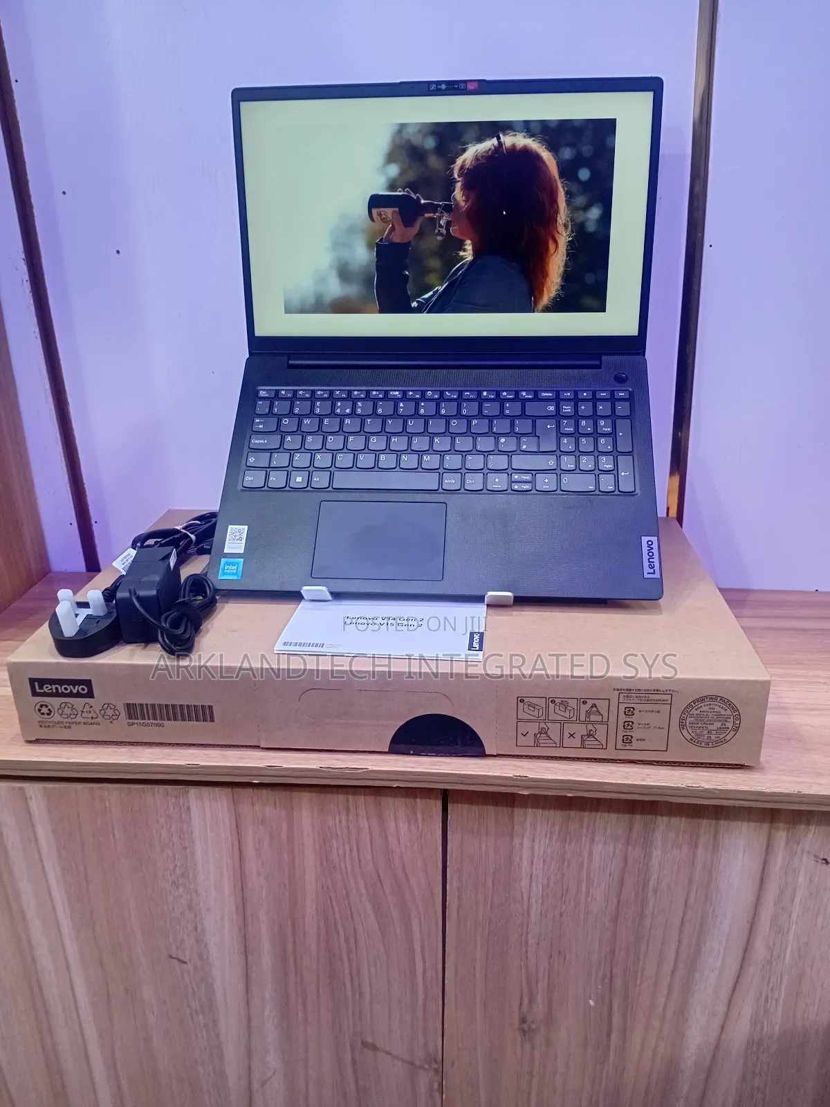 New Laptop Lenovo IdeaPad S10-3 8GB Intel Celeron SSD 512GB