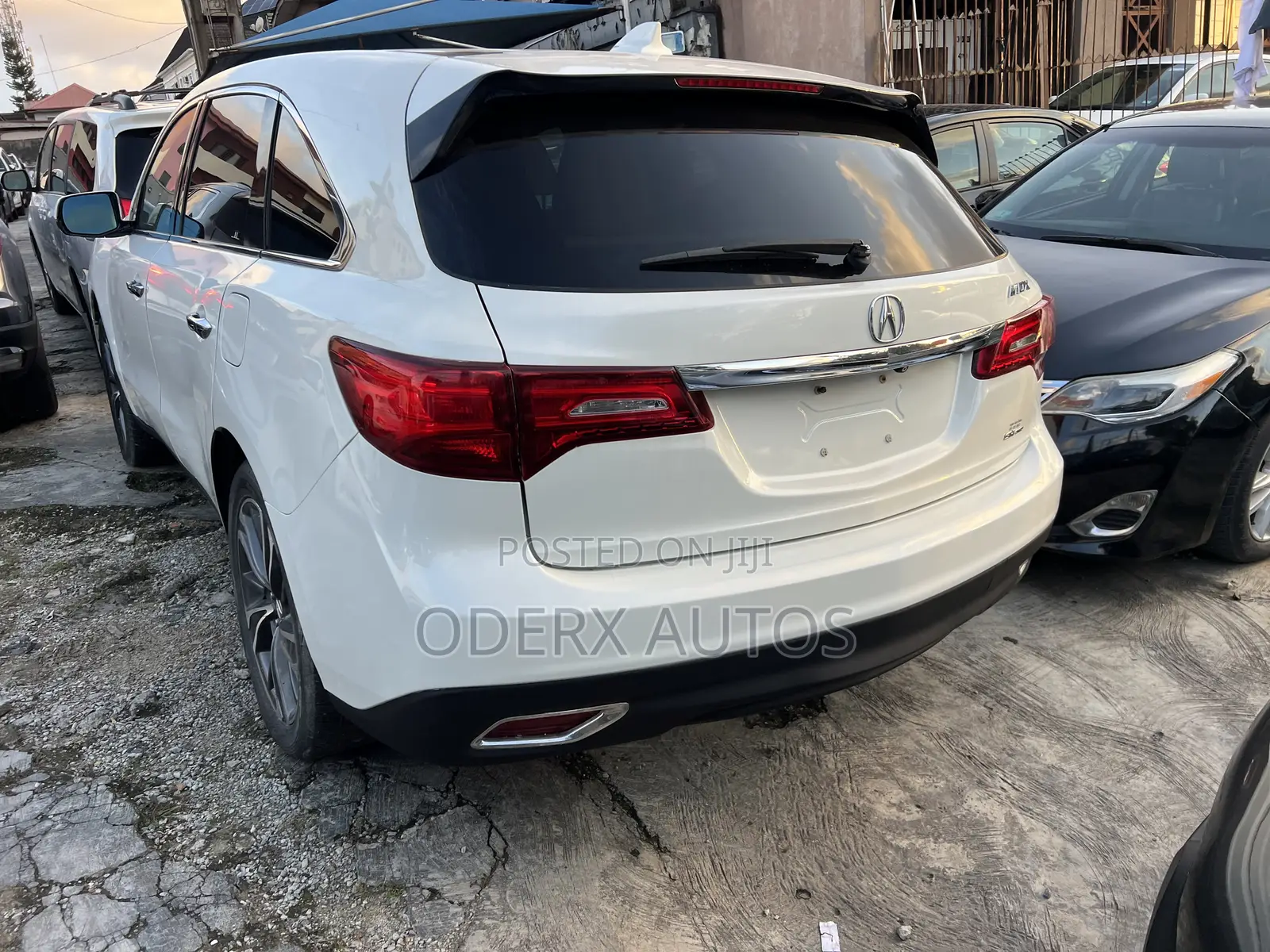 Acura MDX SH-AWD 4dr SUV AWD (3.5L 6cyl 6A) 2015 White