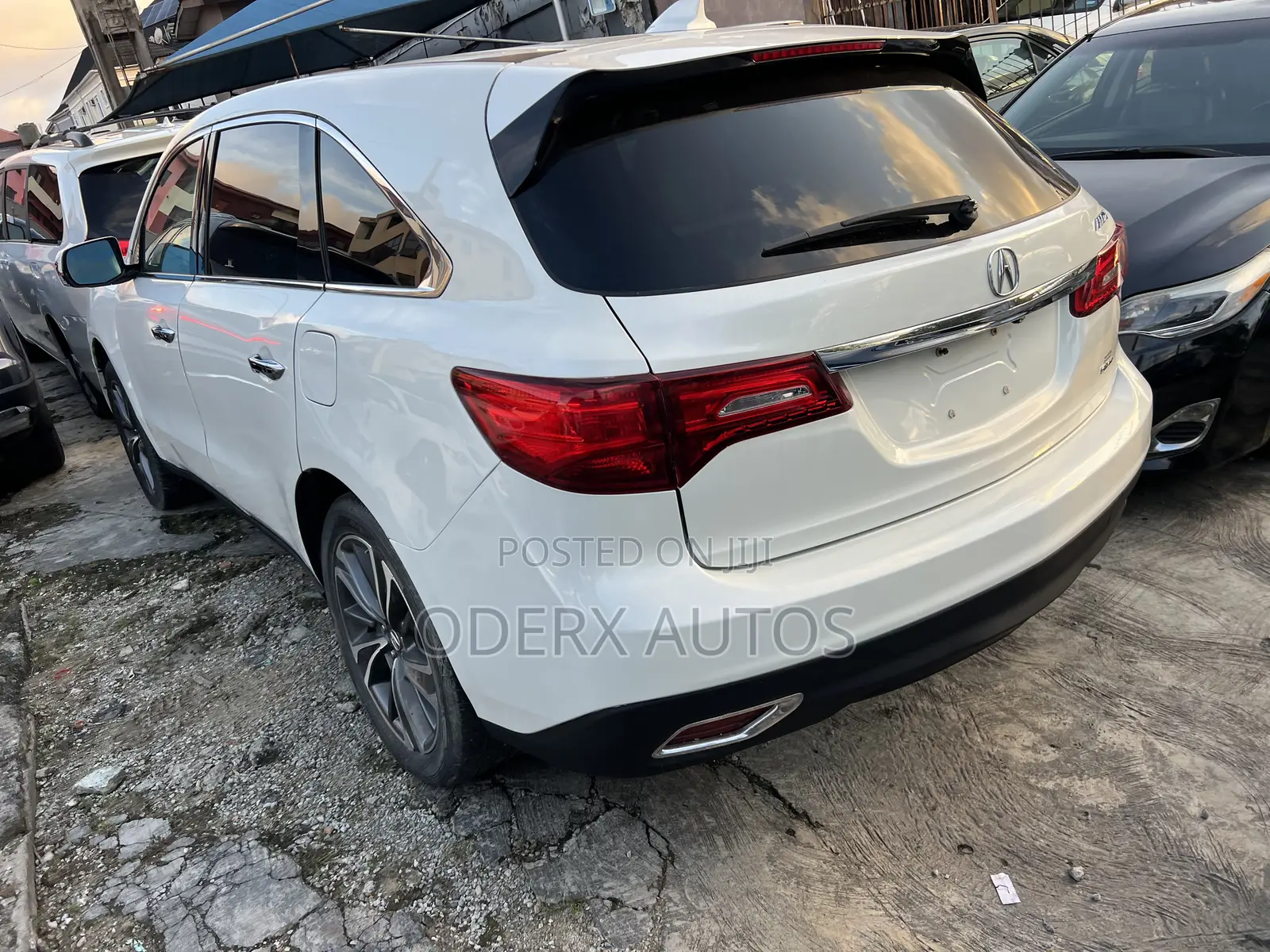 Acura MDX SH-AWD 4dr SUV AWD (3.5L 6cyl 6A) 2015 White