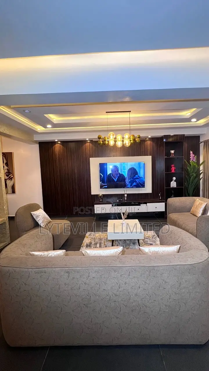 Luxurious 4 Bedroom With Gym, Snooker and Ps5