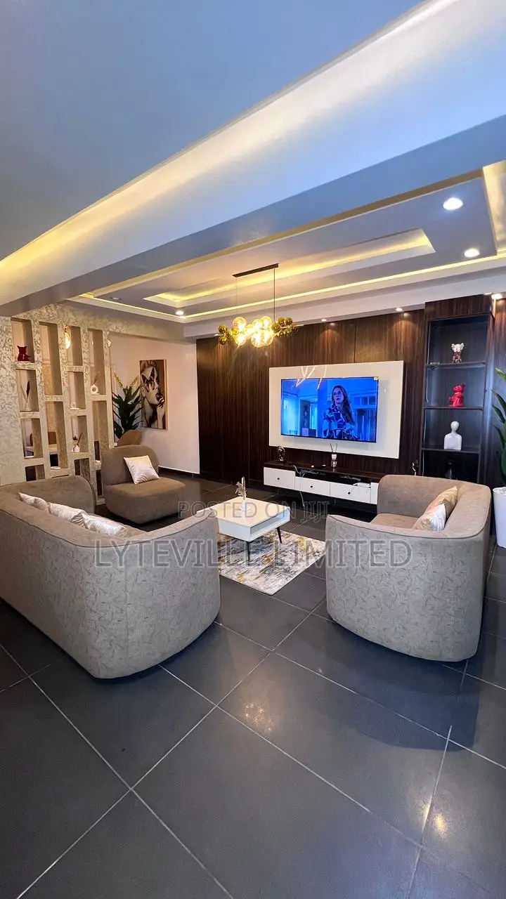 Luxurious 4 Bedroom With Gym, Snooker and Ps5