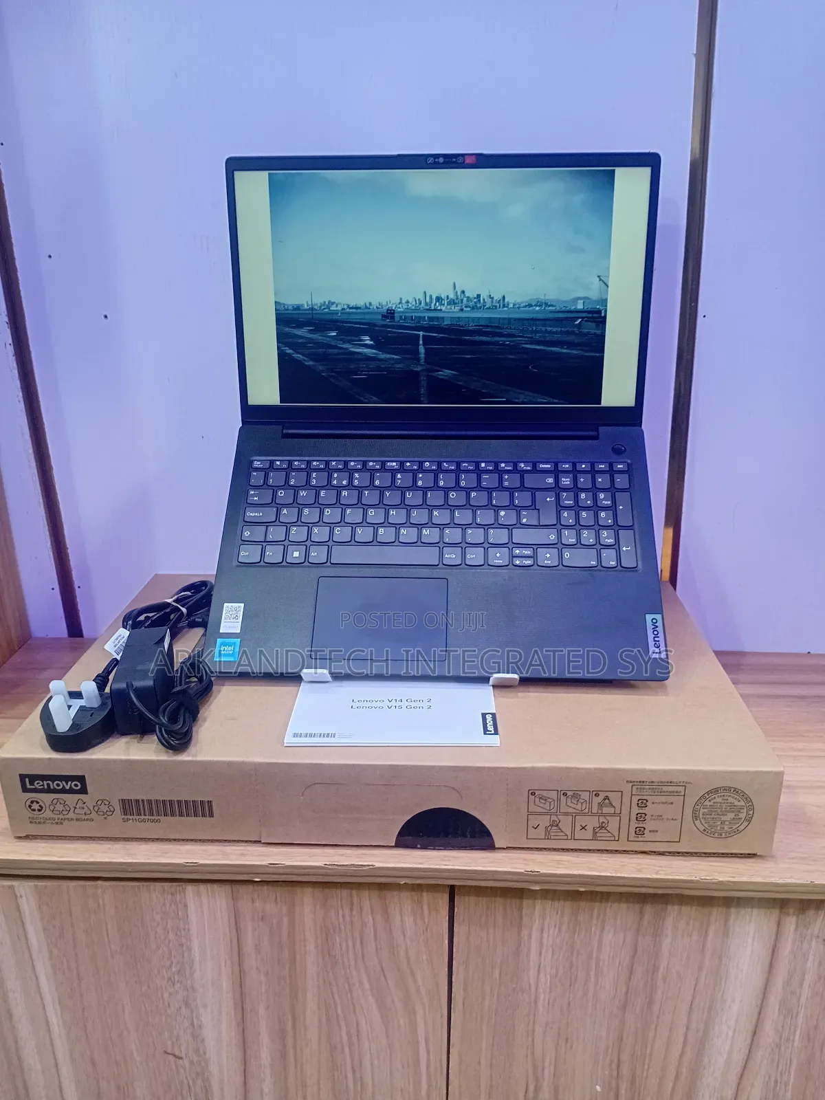 New Laptop Lenovo IdeaPad S205 8GB Intel Celeron SSD 512GB