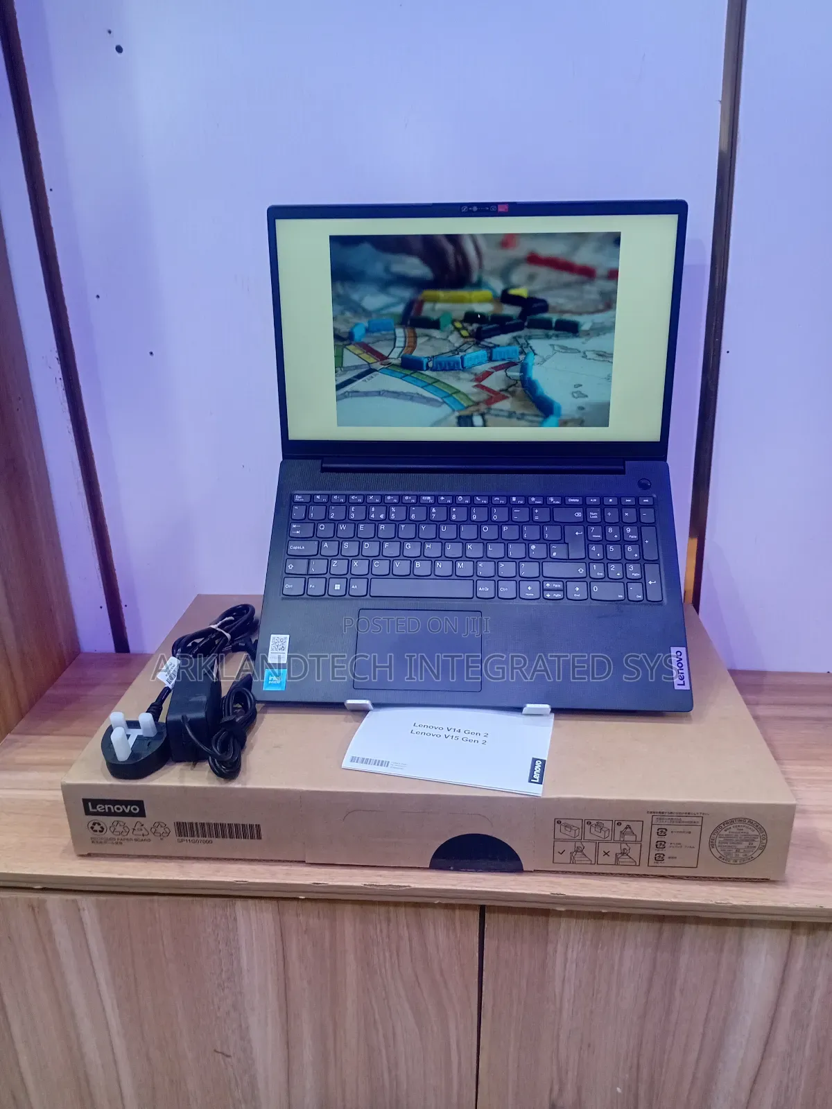 New Lenovo IdeaPad S206 8GB Qualcomm Snapdragon X Elite SSD 256GB