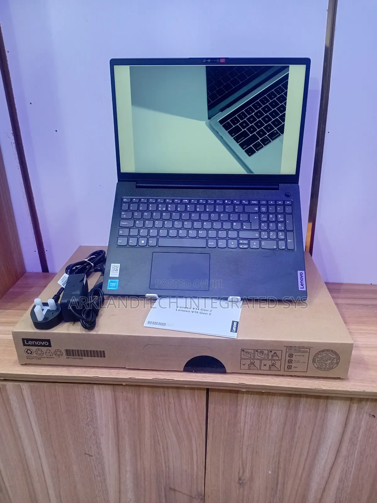 New Laptop Lenovo IdeaPad S300 8GB Intel Celeron SSD 512GB
