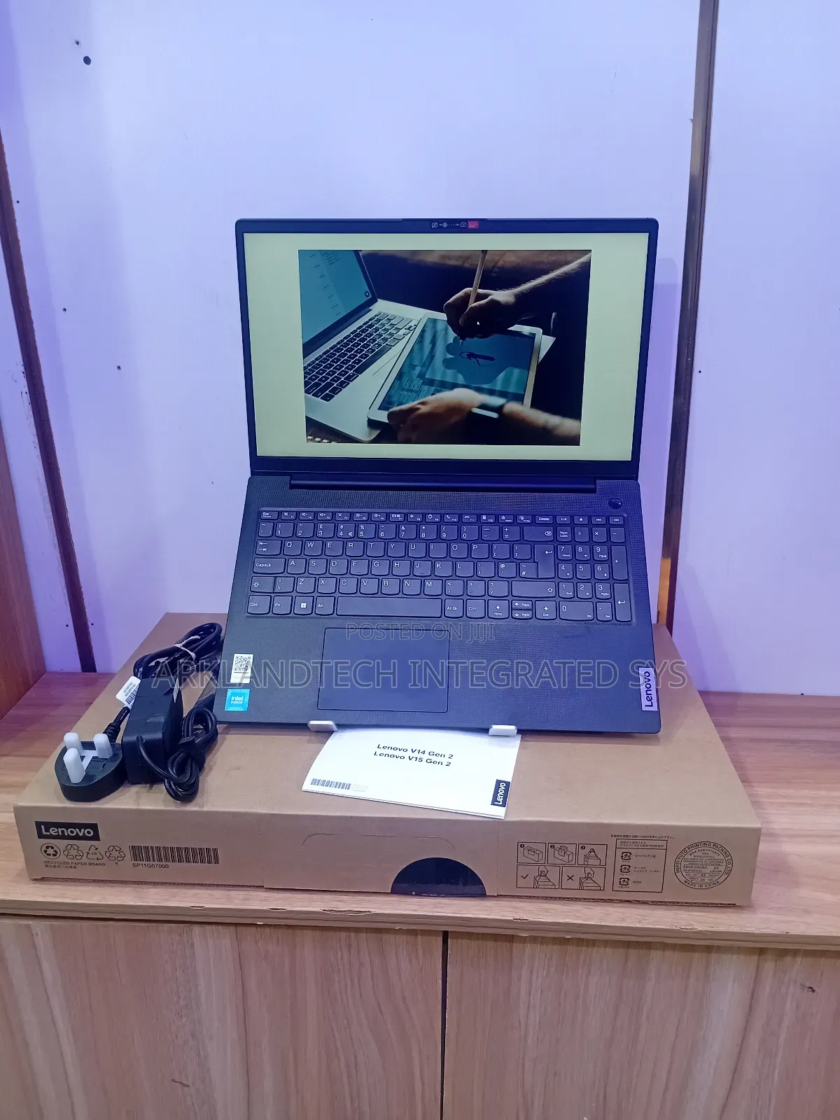 New Laptop Lenovo IdeaPad S300 8GB Intel Celeron SSD 512GB