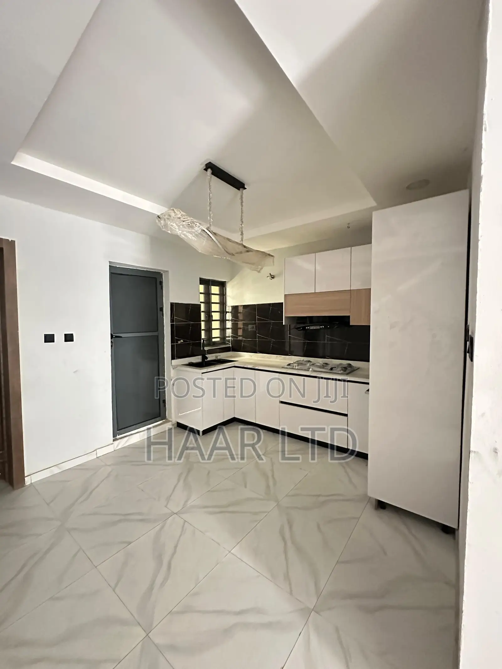 4bdrm Duplex in Ikate for sale