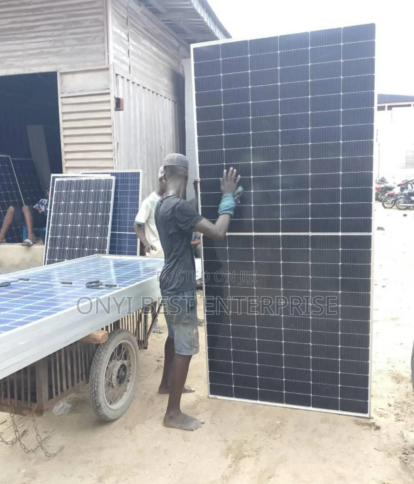Jinko Bifacial Solar Panel Half Cut 735watts