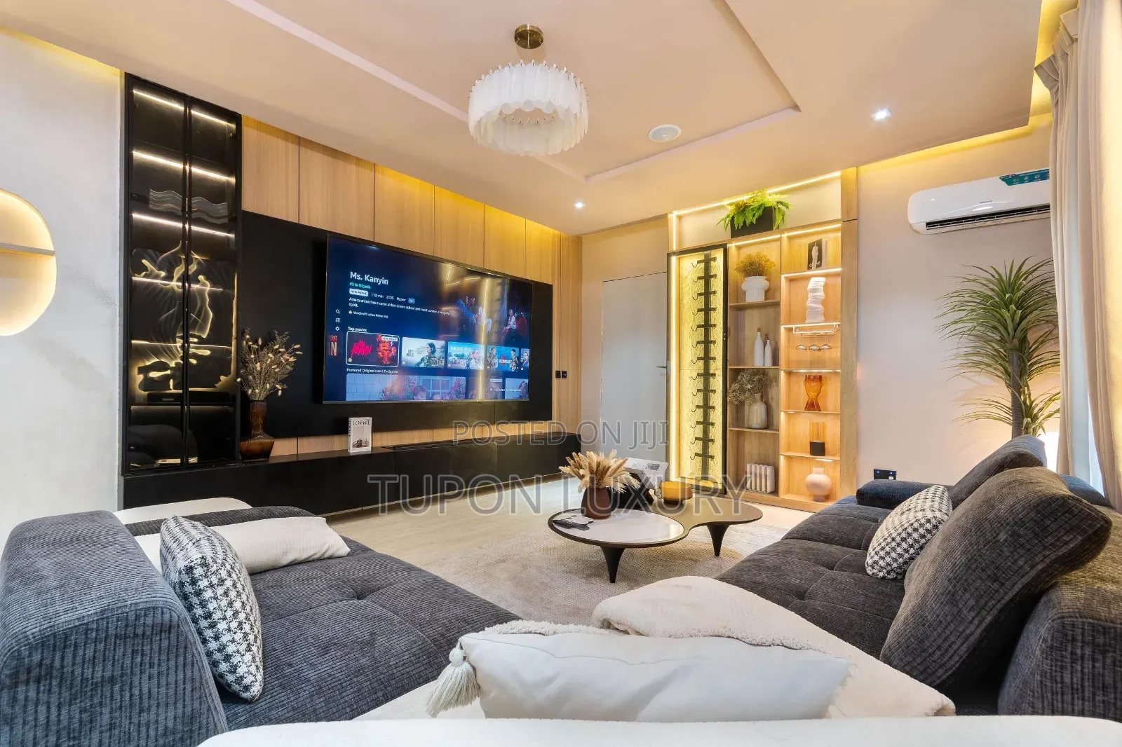 Luxury 3bedroom Apartment With Massive Pool Gym