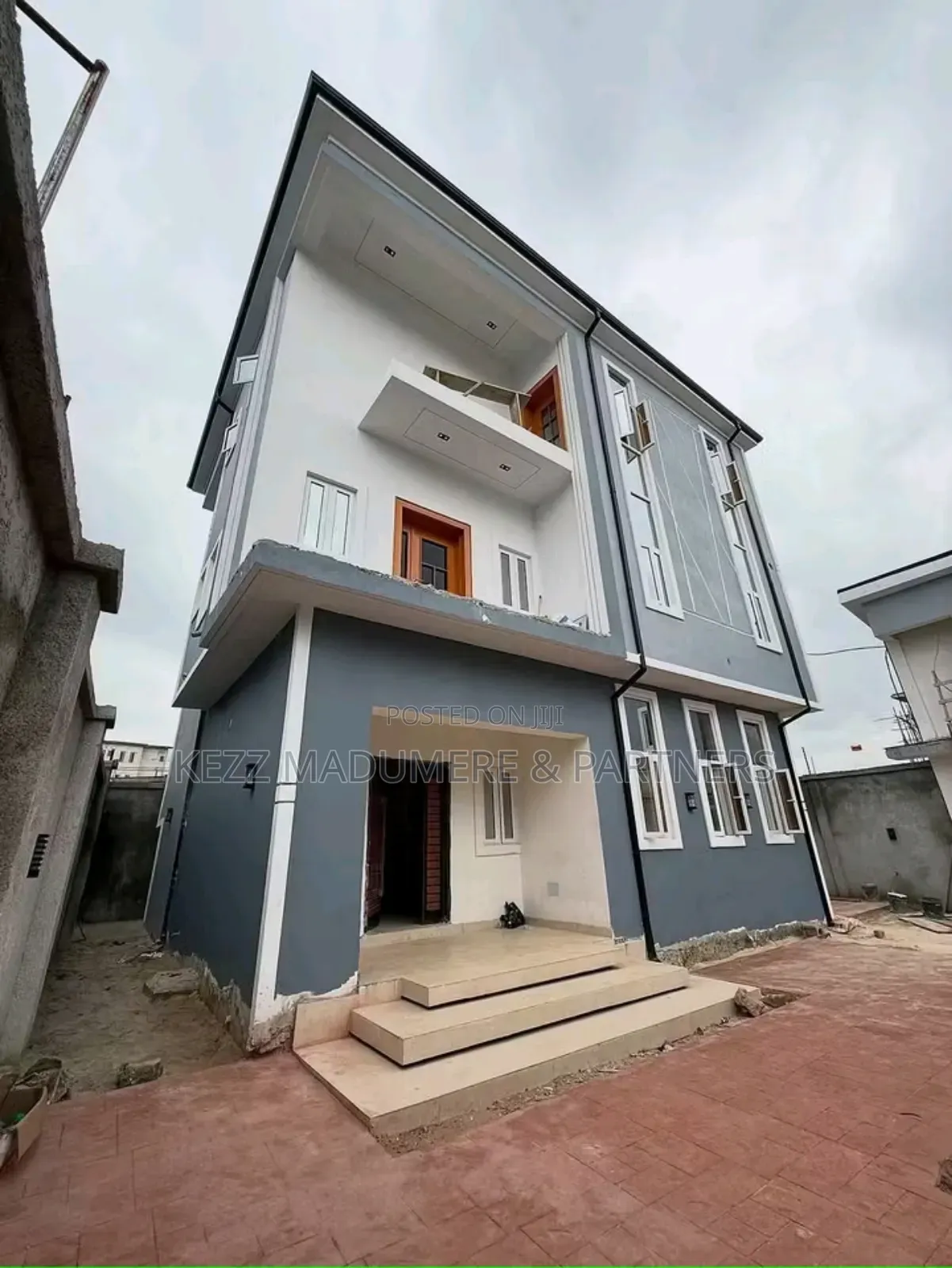 4bdrm Duplex in Dr Peter Odili Trans for sale