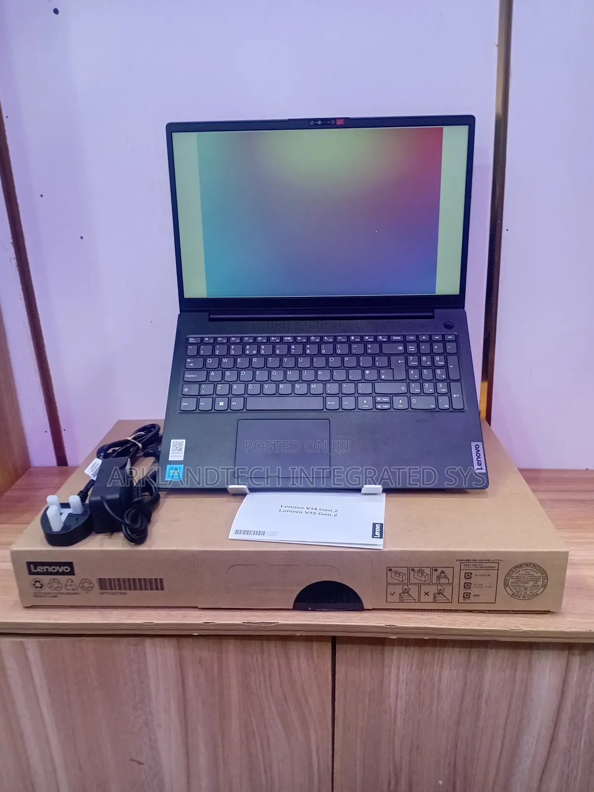 New Laptop Lenovo IdeaPad U110 8GB Intel Celeron SSD 256GB
