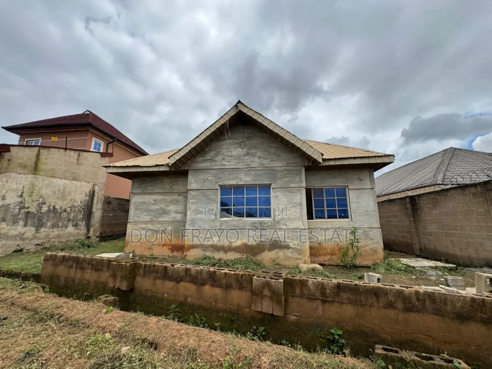 6bdrm Block of Flats in Ajara Community, Akobo for sale
