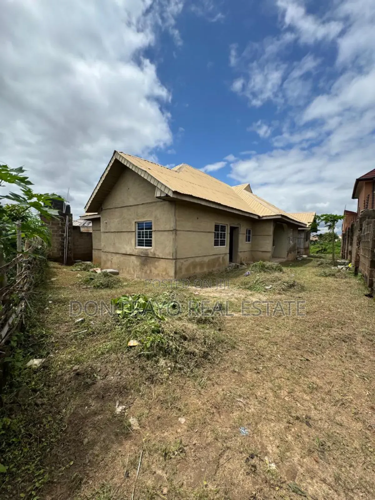 6bdrm Block of Flats in Ajara Community, Akobo for sale