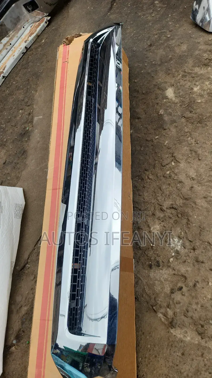 Bonnet Chrome Toyota Tundra 2018 Available Dm